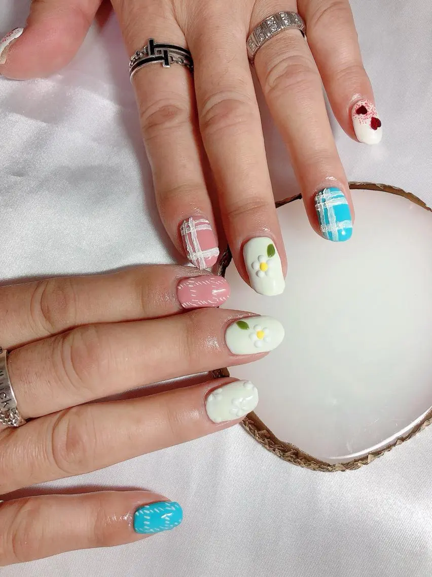 ネイル MIMINENE NAILのネイルデザイン