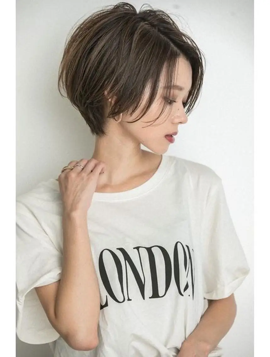 ショート 石井 実可子のヘアスタイル