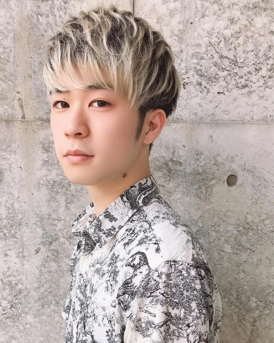 ショート カラー メンズ 及川 光のヘアスタイル