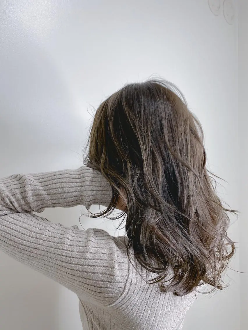 ミディアム カラー ヘアカラー トリートメント AI 高田馬場店のヘアスタイル