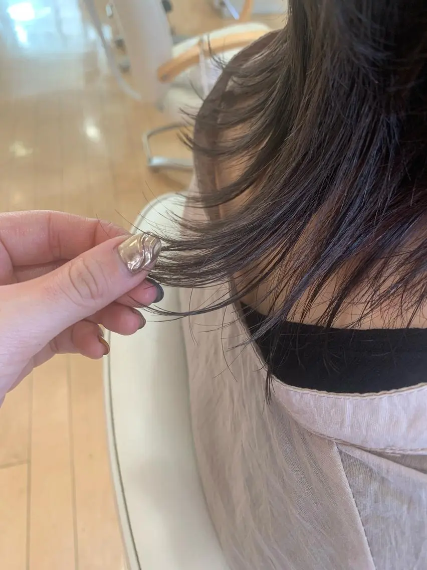 ミディアム ヘアカラー 吉川 茉由子のヘアスタイル