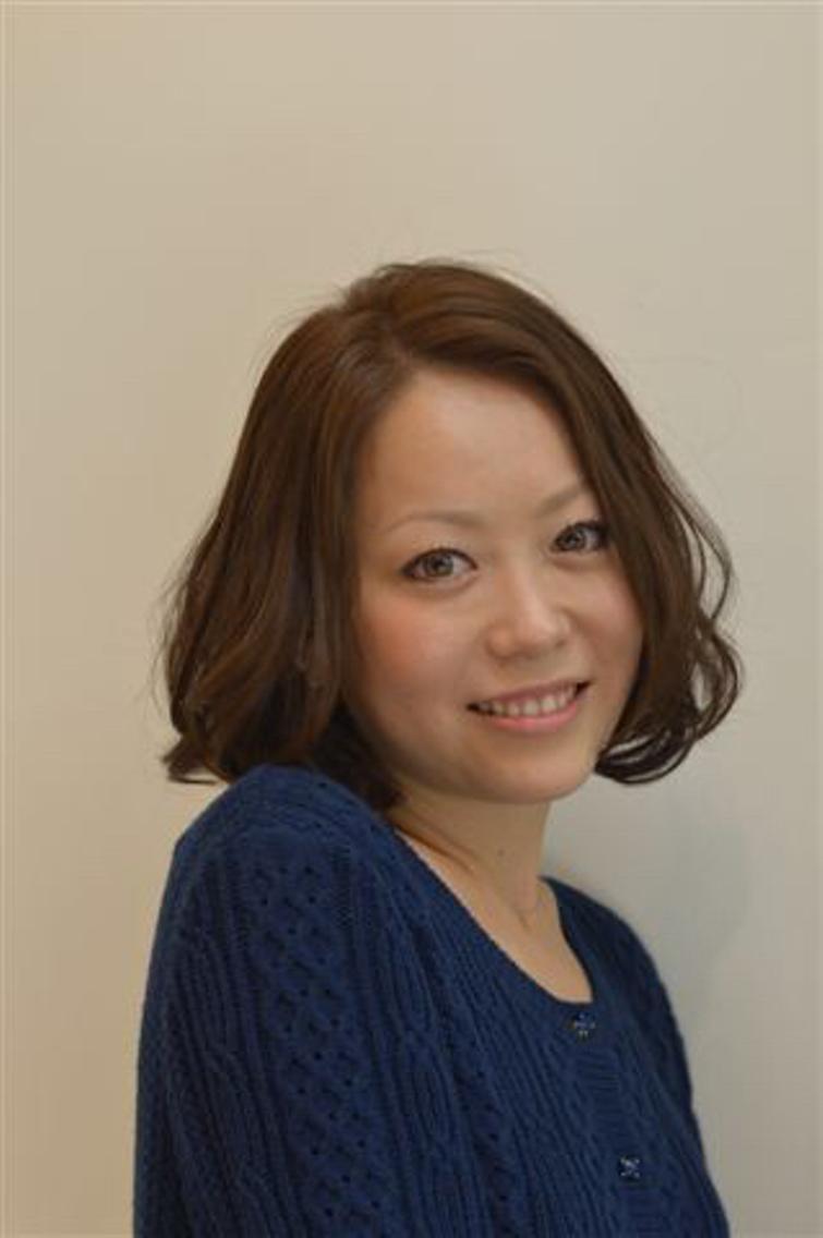 ミディアム パーマ ミディアムパーマ ボブ 神頭 彩のヘアスタイル