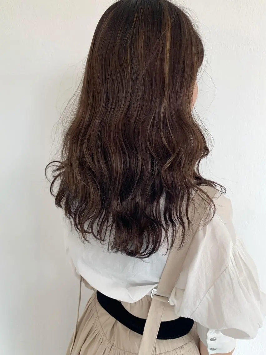 ロング ヘアカラー トリートメント karen ☺︎のヘアスタイル
