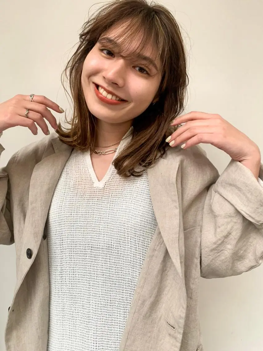 ミディアム パーマ カラー ショートボブ ミディアムパーマ アディクシーカラー ブリーチ ケアブリーチ ヘアカラー トリートメント CEINE OURのヘアスタイル