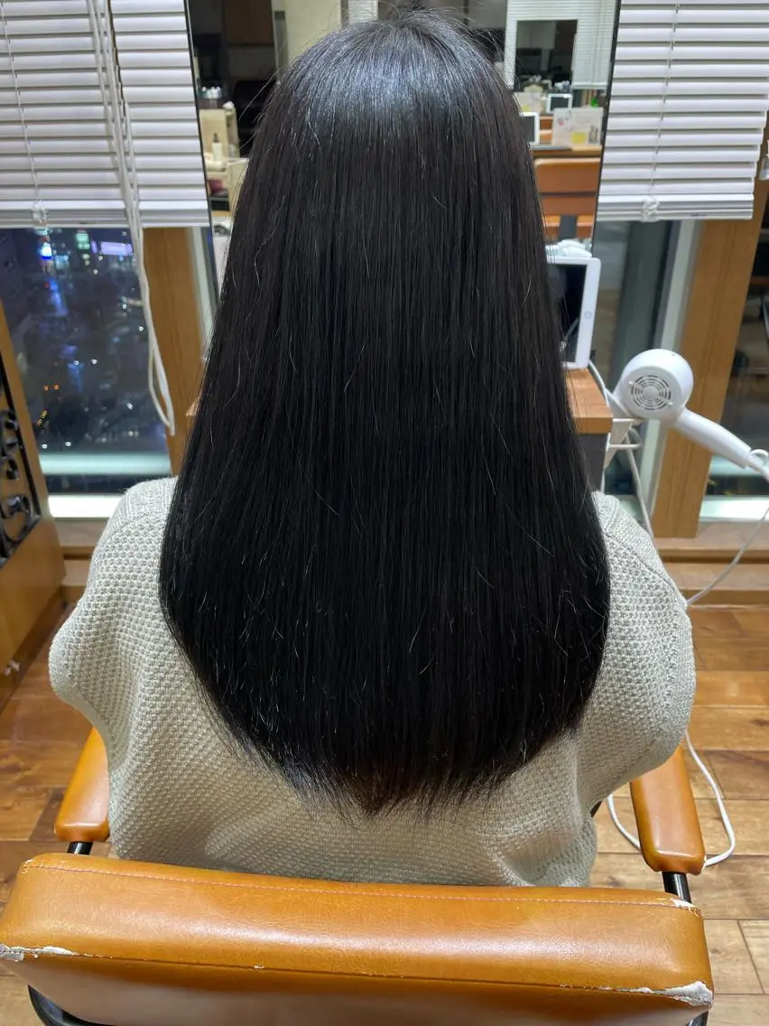 ロング くびれヘア 髪質改善 ロング 縮毛矯正 カット ヘアカラー トリートメント 前髪顔まわりカット 🌈中村海聖のヘアスタイル