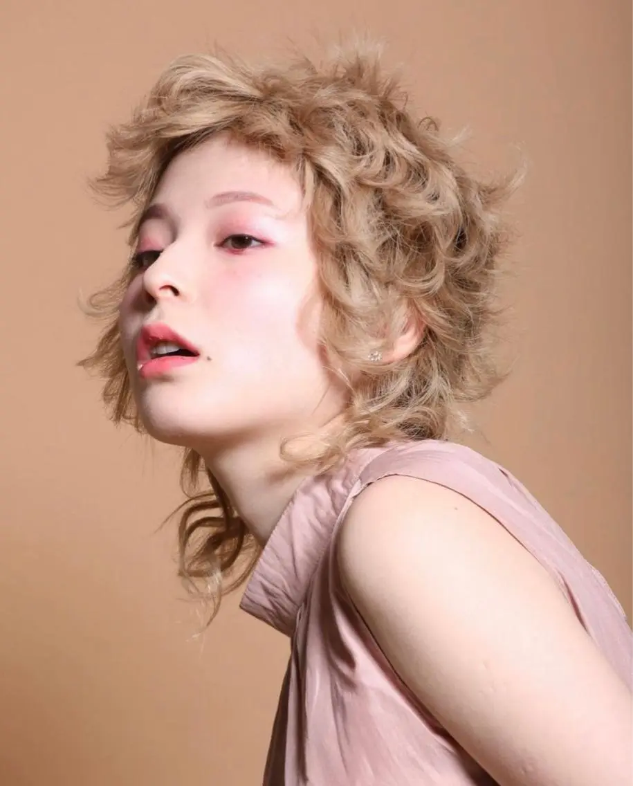 ショート カラー 美容室 HAKUAのヘアスタイル