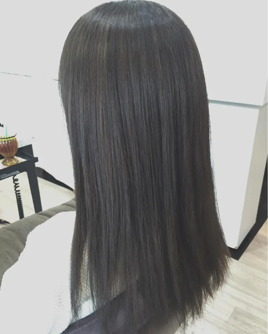 ロング カラー アッシュ グレージュ 菅井 敏樹のヘアスタイル