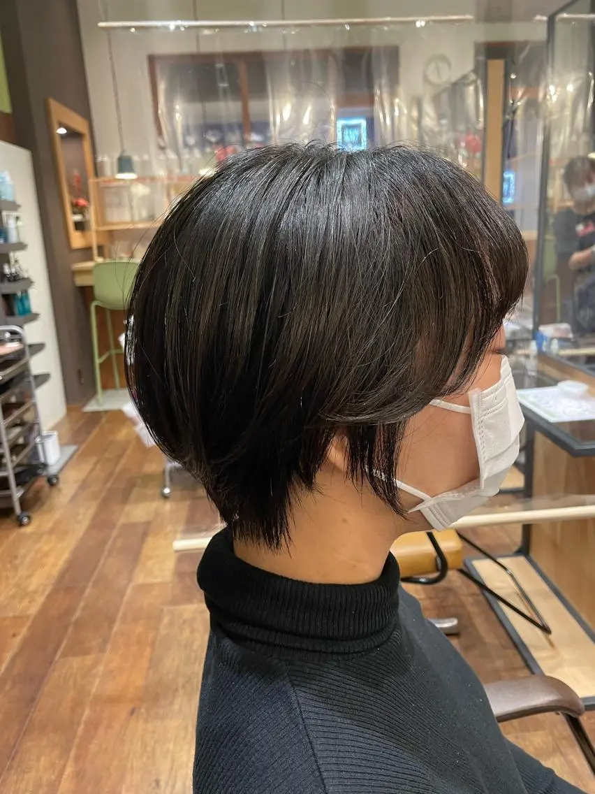 ショート 🍀小顔ショート🍀 有賀祐貴のヘアスタイル