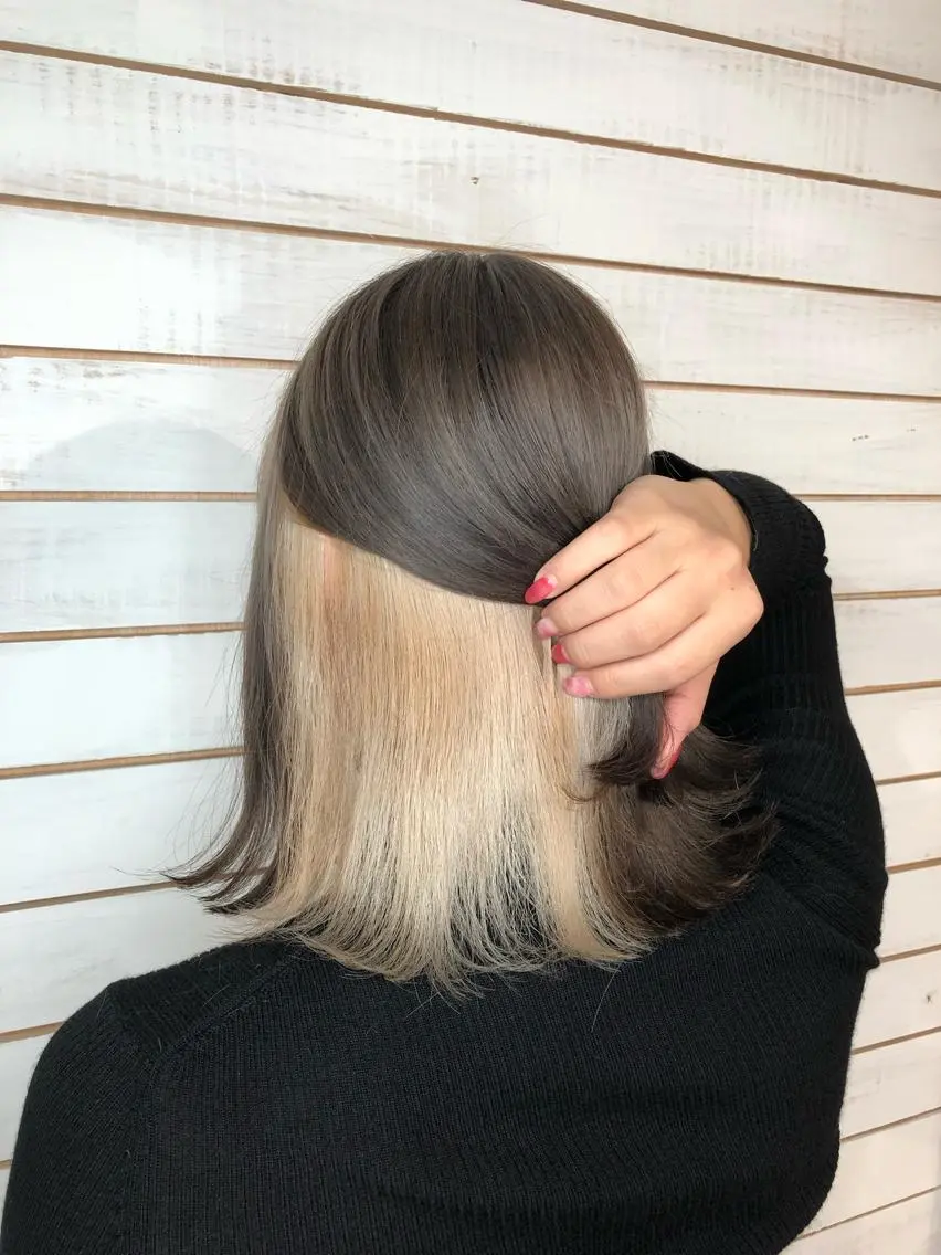 ミディアム カラー ブリーチ カット ヘアカラー 🧡艶髪/エクステ 🫧🧡YUKI❄️のヘアスタイル