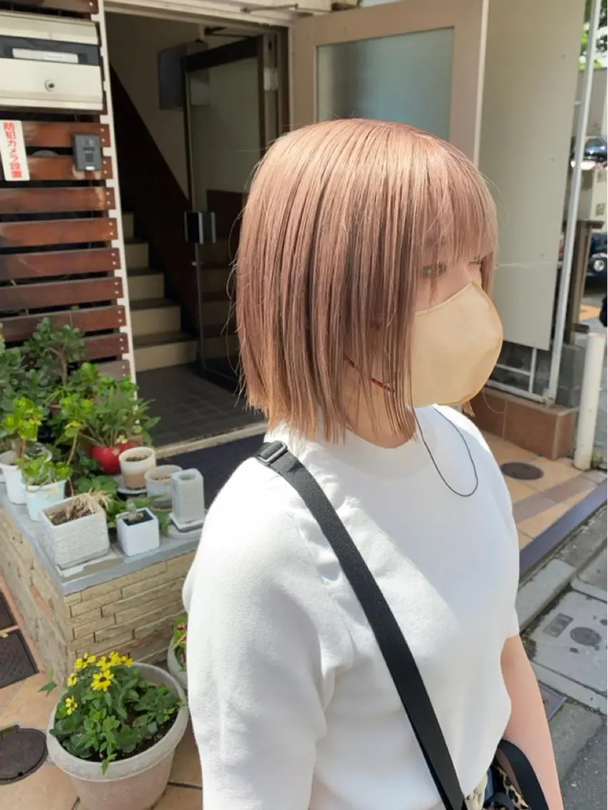 ミディアム カラー カット ヘアカラー トリートメント レイヤーウルフ エクステ磯部のヘアスタイル