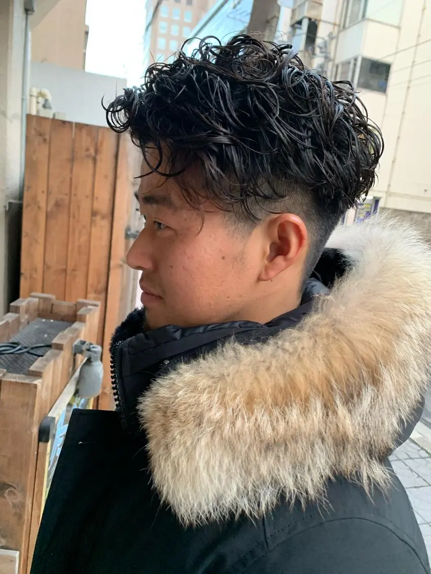 パーマ メンズ メンズパーマ 刈り上げ yoshi （髙橋）のヘアスタイル