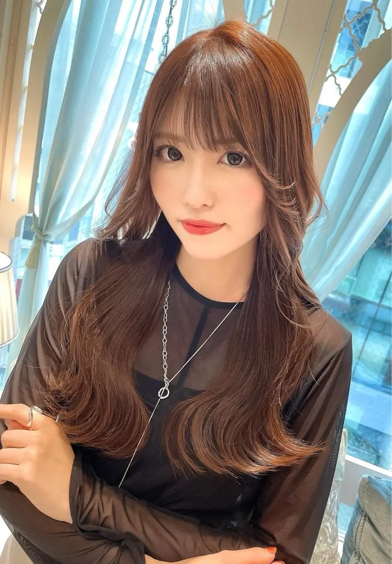 ロング カラー ベージュカラー 黒髪 ブリーチ ブルーカラー ブルーブラック カット ヘアカラー トリートメント 木屋元一/透明感 /前髪/レイヤーのヘアスタイル