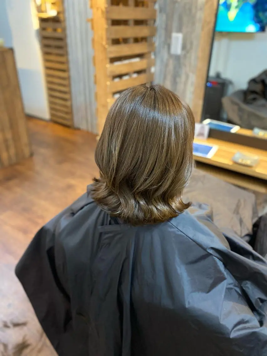 ミディアム カラー カット ヘアカラー トリートメント Luzir⭐︎ GEN⭐︎のヘアスタイル