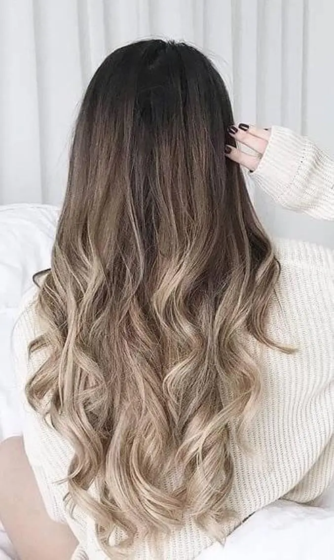 ロング カラー 大阪レミーエクステ チビ編み込みのヘアスタイル