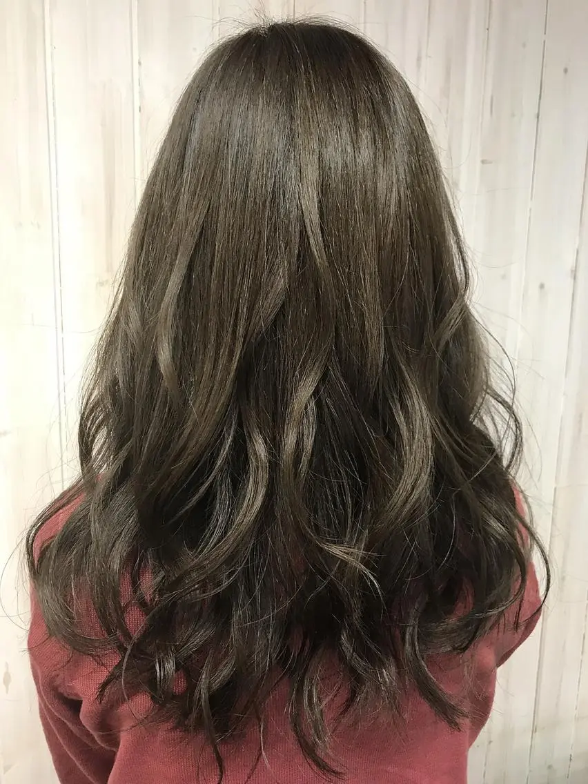 ロング カラー 吉祥寺aivee 若手注目スタッフのヘアスタイル
