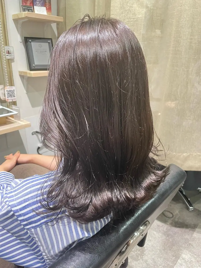 カラー ayaka 縮毛矯正レイヤーのヘアスタイル