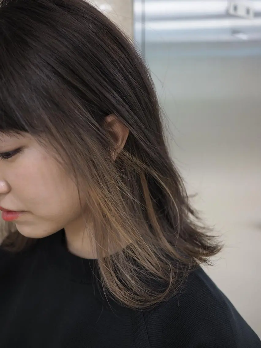 ミディアム カラー カット ヘアカラー トリートメント 菅村 勇亮のヘアスタイル