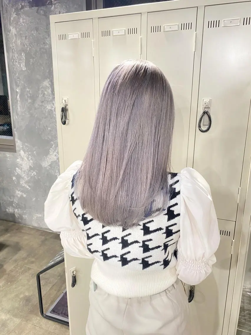 セミロング カラー エフェクトブリーチ 🌟前澤啓太朗のヘアスタイル
