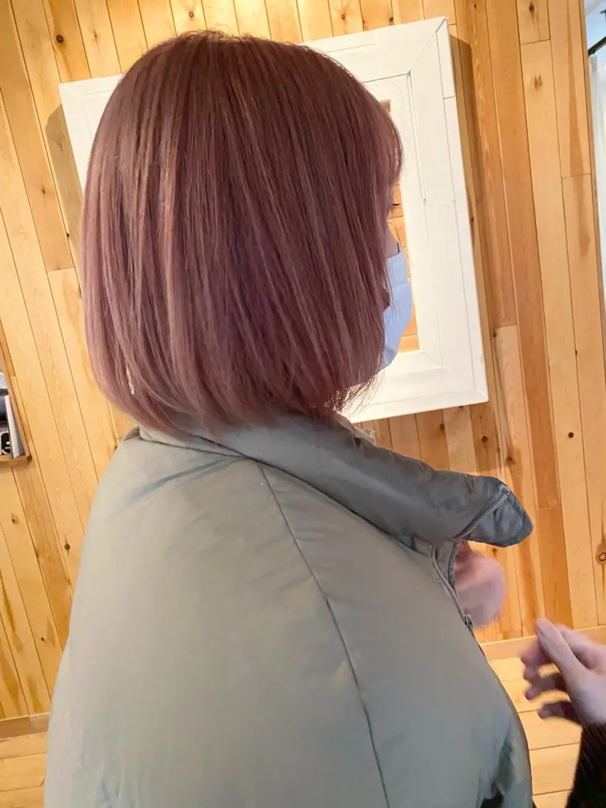 ショート カラー パーマ ヘアアレンジ メンズ キッズ ネイル マツエク・マツパ メンズブリーチ ベージュカラー ブリーチ ピンクカラー ピンクベージュ インナーカラー/ KANAのヘアスタイル