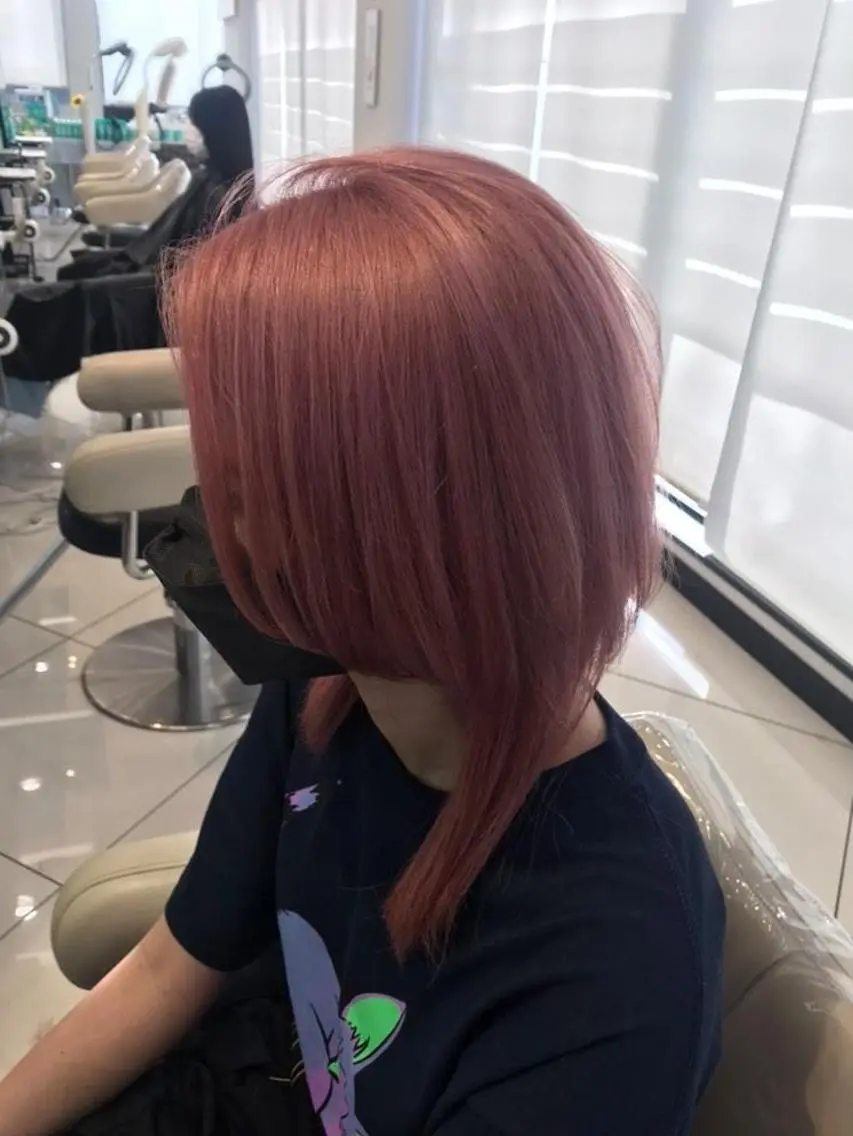 ミディアム カラー ピンクカラー ホワイトピンク あらげ 🌈推しカラー🌈ᵕのヘアスタイル