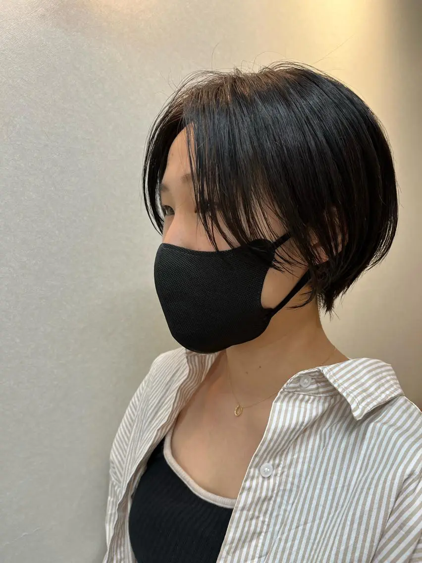 ショート カラー ✨艶髪✨ 奈須晴香のヘアスタイル