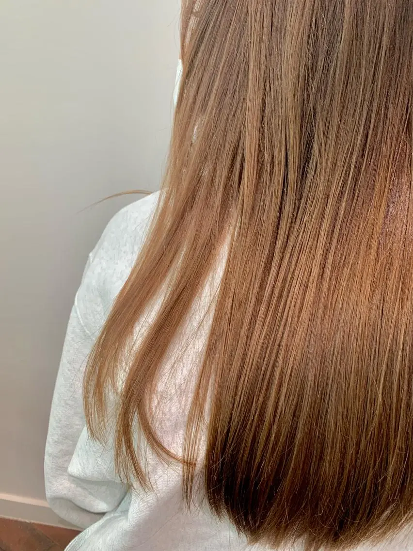 ミディアム カラー ベージュカラー ブリーチ ダブルカラー ブリーチなしカラー ピンクカラー カット ヘアカラー トリートメント 透明感カラー ボブ 髪と心を整える美容師のヘアスタイル