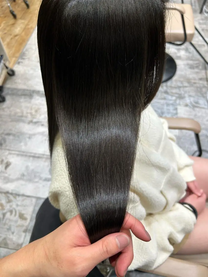 ロング カラー パーマ バレイヤージュ ブリーチ ケアブリーチ ダブルカラー ハイライトカラー カット ヘアカラー 縮毛矯正 トリートメント 銀座✨レイヤーカット 顔まわり/坂本亜裟海のヘアスタイル