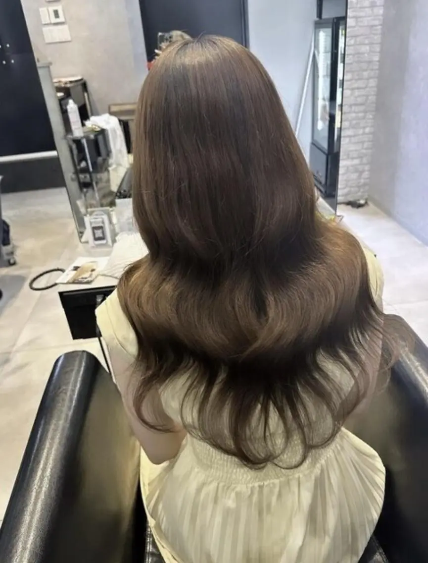 カラー セミロング 川口 真也のヘアスタイル