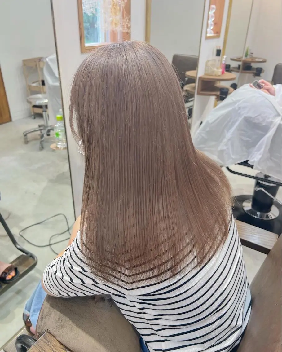 ロング カラー ブリーチ グレージュ カット ヘアカラー トリートメント 透明感/縮毛/ボブ CHIHIROのヘアスタイル