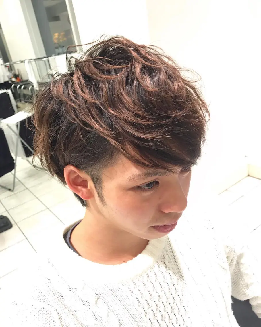 ショート カラー パーマ メンズ メンズパーマ 🟦横浜駅メンズパー マ｜小上馬淳司🟦のヘアスタイル