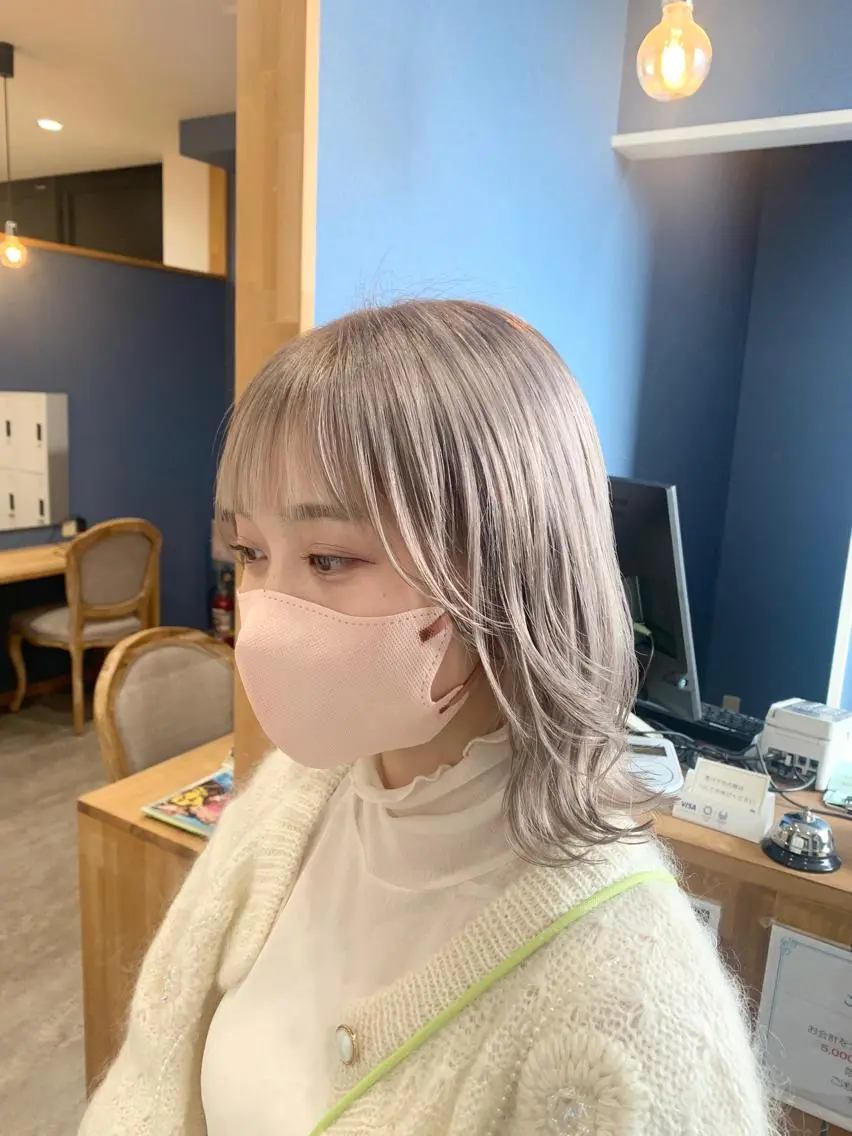 ミディアム lucia RYOのヘアスタイル