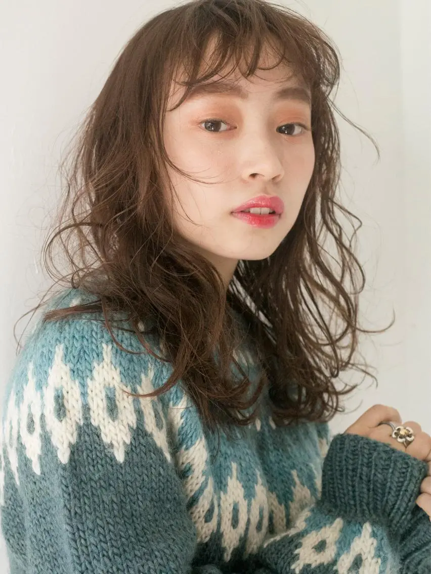 カラー パーマ カット ヘアカラー パーマ 💓パーマ，💗 レイヤーカットのヘアスタイル