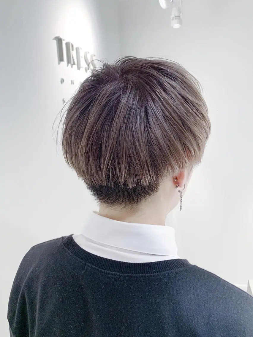 ショート カラー ブリーチ 【完全マンツー 恵比寿】佐藤 翔のヘアスタイル
