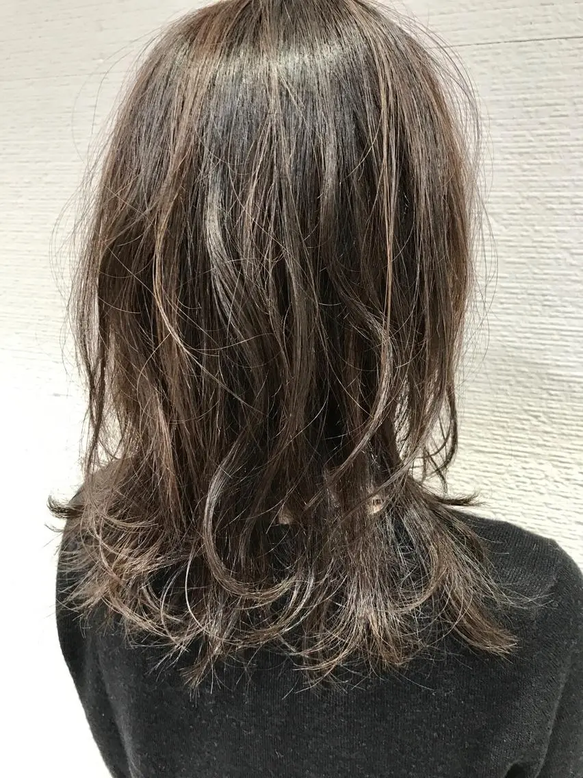 セミロング ハイライト 清野 大のヘアスタイル