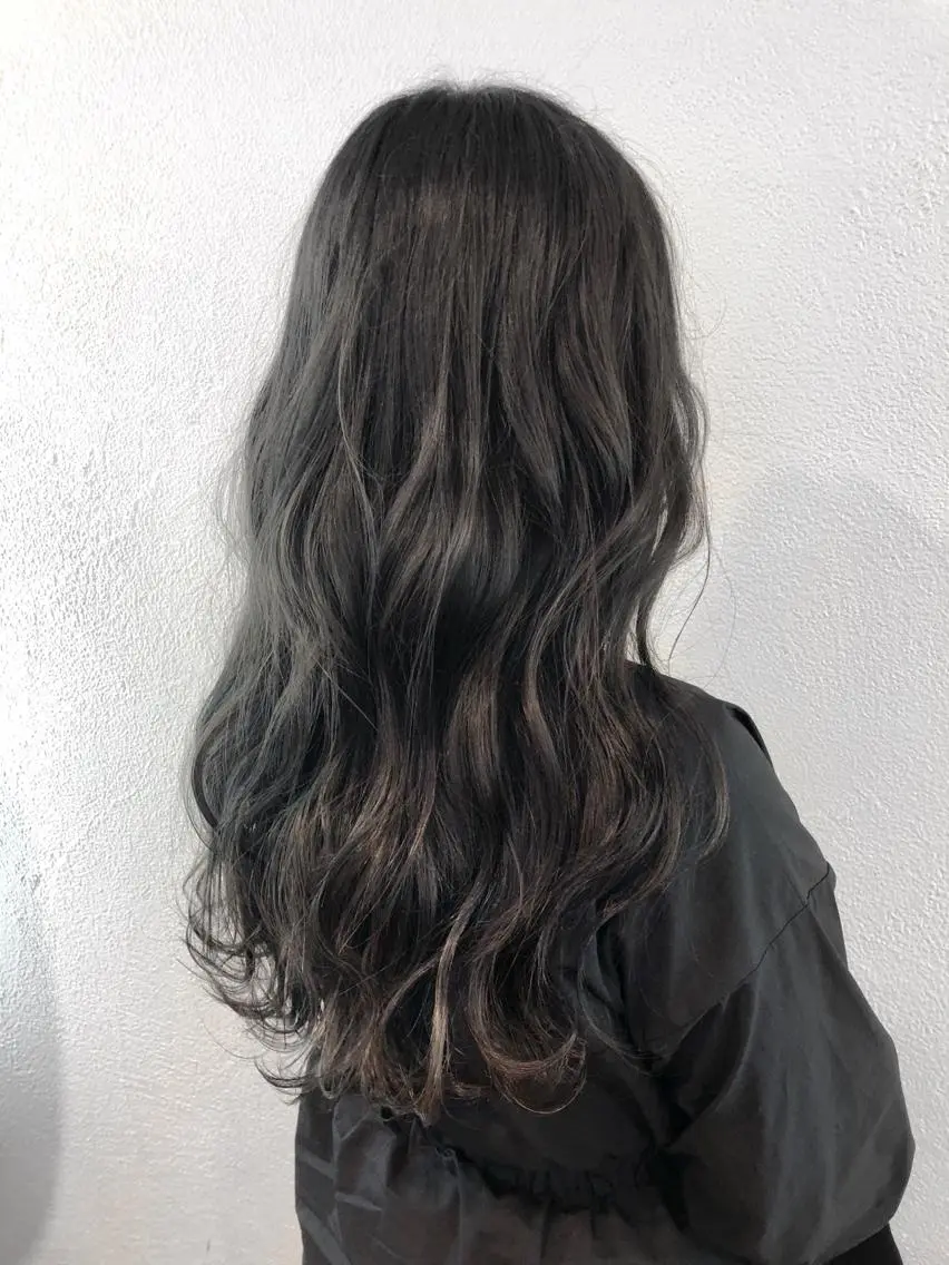 ロング カラー ダークグレー ダークグレージュ グレージュ 髪質改善特化【荻窪】 RYOTOのヘアスタイル