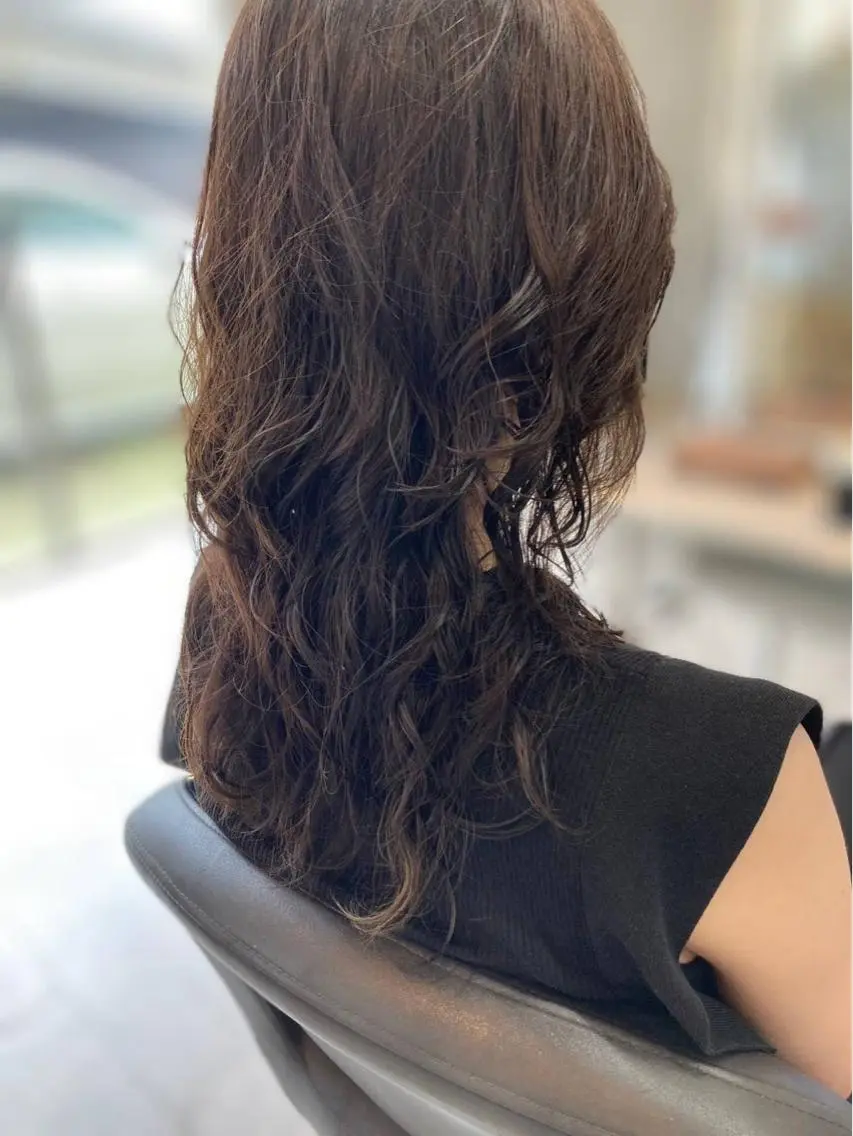ロング カット ヘアカラー パーマ トリートメント 寺田 ゆりのヘアスタイル