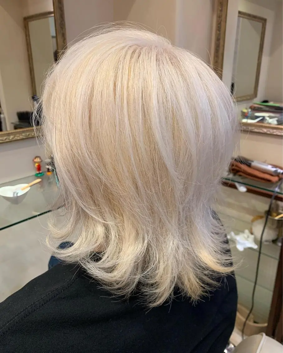 ミディアム カラー ブリーチ 佐藤 俊夫のヘアスタイル
