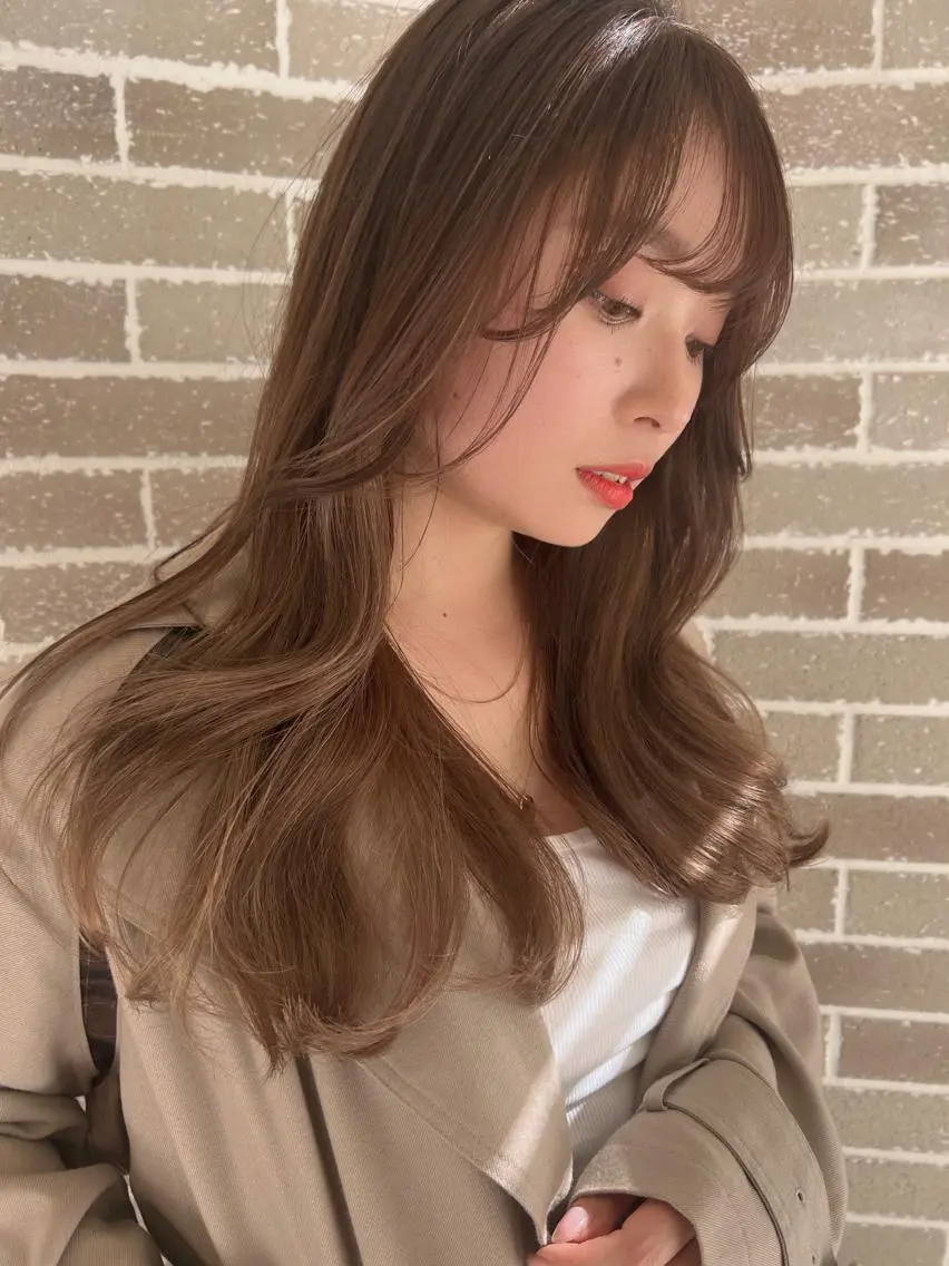 ロング カラー ヘアアレンジ 透明感カラー ハイライトカラー ハイライト 韓国モテhair🍑 momoのヘアスタイル
