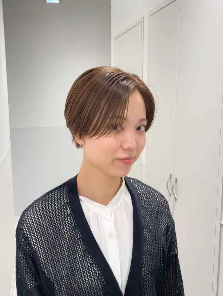 ショート カラー パーマ ヘアアレンジ キッズ ブリーチ ハイライトカラー ハイトーンカラー ハイライト ショートヘア 大人スタイル 太田のヘアスタイル