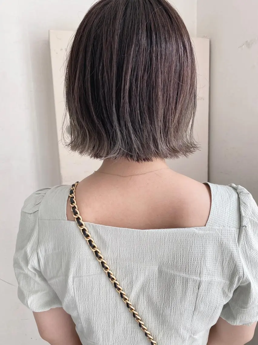ショート カラー グレージュ ミント ボブ レイヤーカット✂️ 横浜No1♡下鳥翔子のヘアスタイル