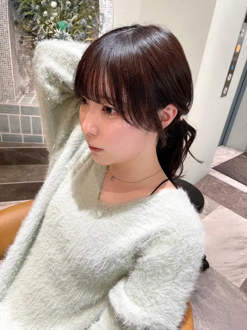 ミディアム カラー ベージュカラー 黒髪 ブリーチ ブルーカラー ブルーブラック カット トリートメント 木屋元一/透明感 /前髪/レイヤーのヘアスタイル