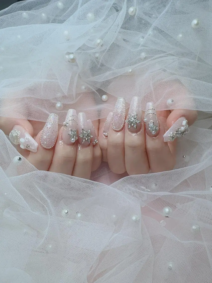 ネイル ハンドネイル 🎀シズカ nail🎀のネイルデザイン