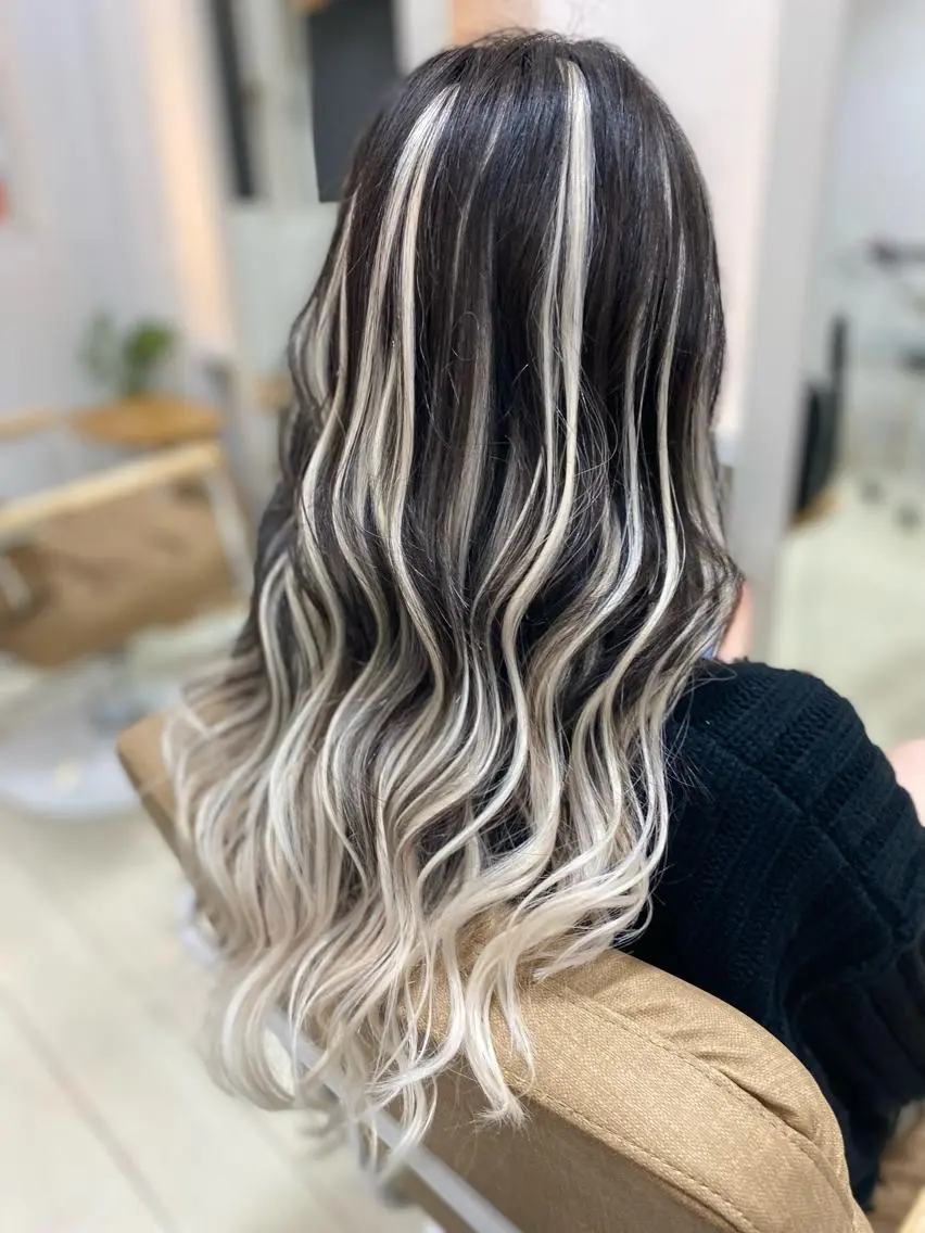 セミロング カラー ヘアアレンジ メンズ キッズ ネイル マツエク・マツパ アイブロウ 🧡可愛い色落ち🧡 ハイトーン特化🧡のヘアスタイル