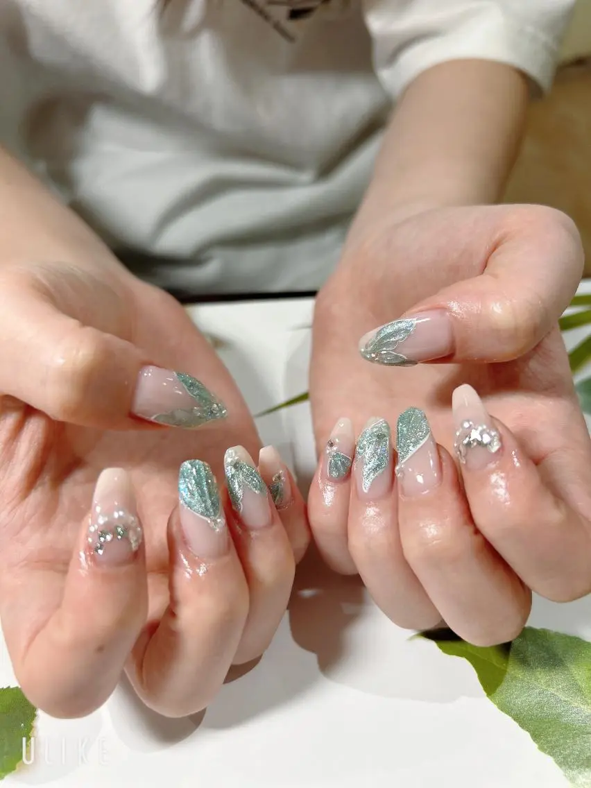 ネイル ハンドネイル 吉野✨ ネイルデザイナー✨のネイルデザイン