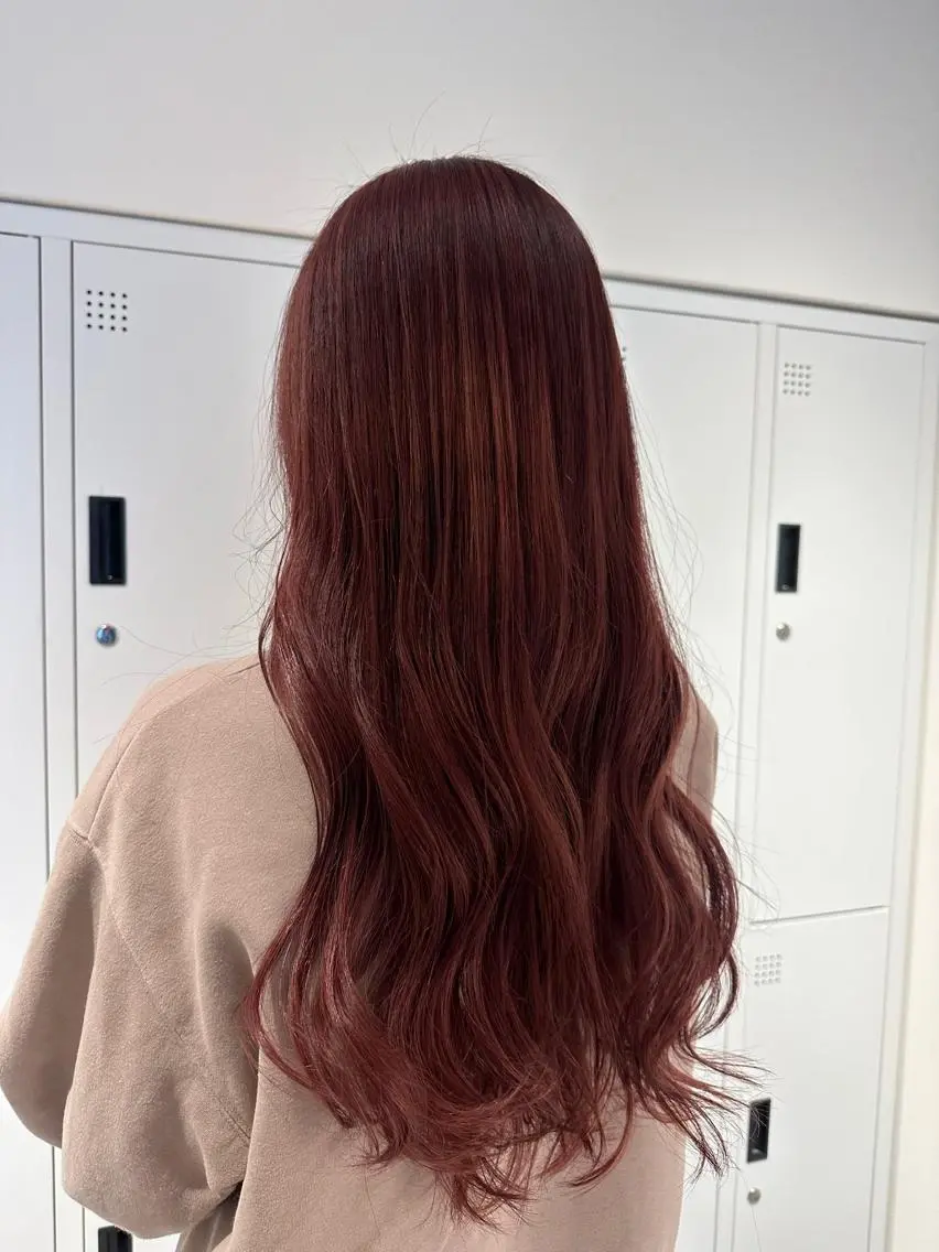 ロング カラー ブリーチ ケアブリーチ 透明感カラー ダブルカラー イヤリングカラー 【SASE】大人上品 💍/ユウガ⭐️のヘアスタイル