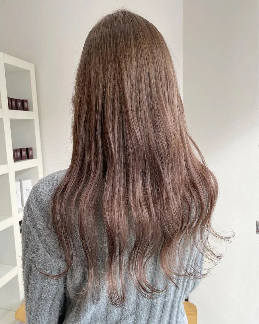 セミロング カラー mir MIYUのヘアスタイル