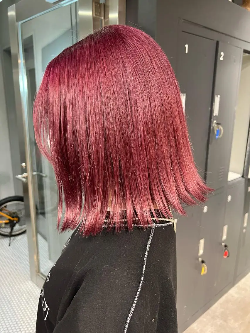 ミディアム カラー M IIのヘアスタイル
