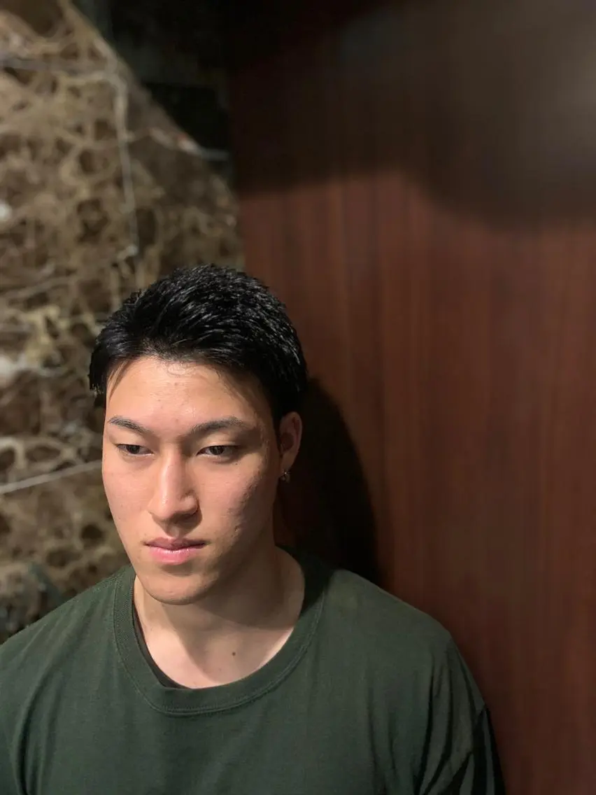 ショート カラー 山内 敢史のヘアスタイル