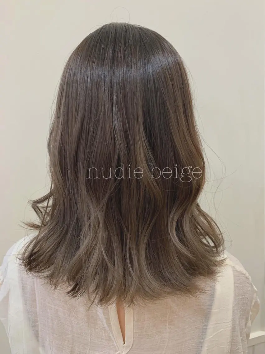 ミディアム カラー ヘアカラー トリートメント ぱつっとボブ/ 小野あかねのヘアスタイル