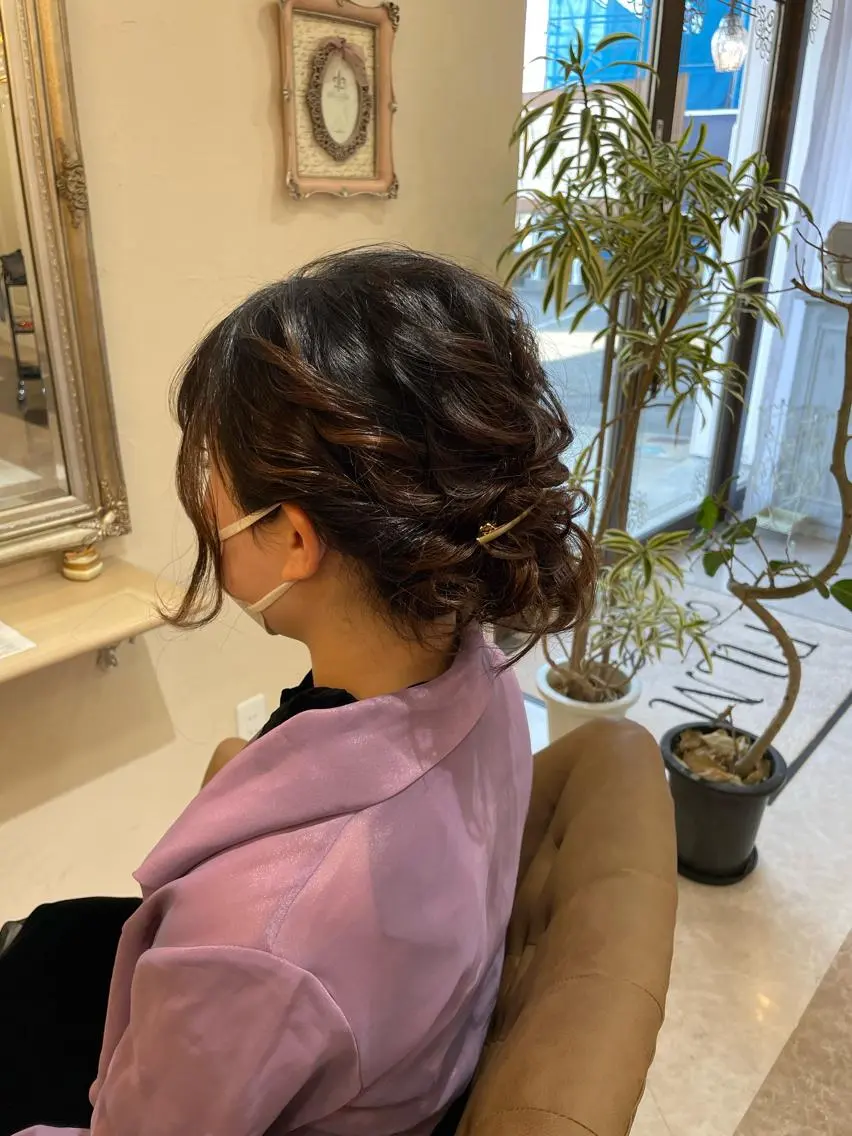 ヘアアレンジ ヘアセット YUI𓍯エクステ /ニュアンスカラーのヘアスタイル